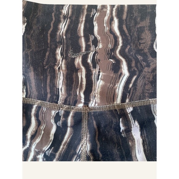 Nike Women Yoga Dri-FIT 5in Shorts Size Small Ironstone - Picture 6 of 9